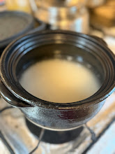 土鍋でお米を炊いているところ